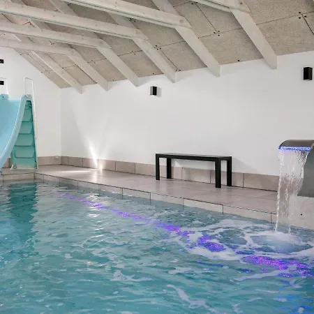 Seven-bedroom Holiday In Casa de Férias